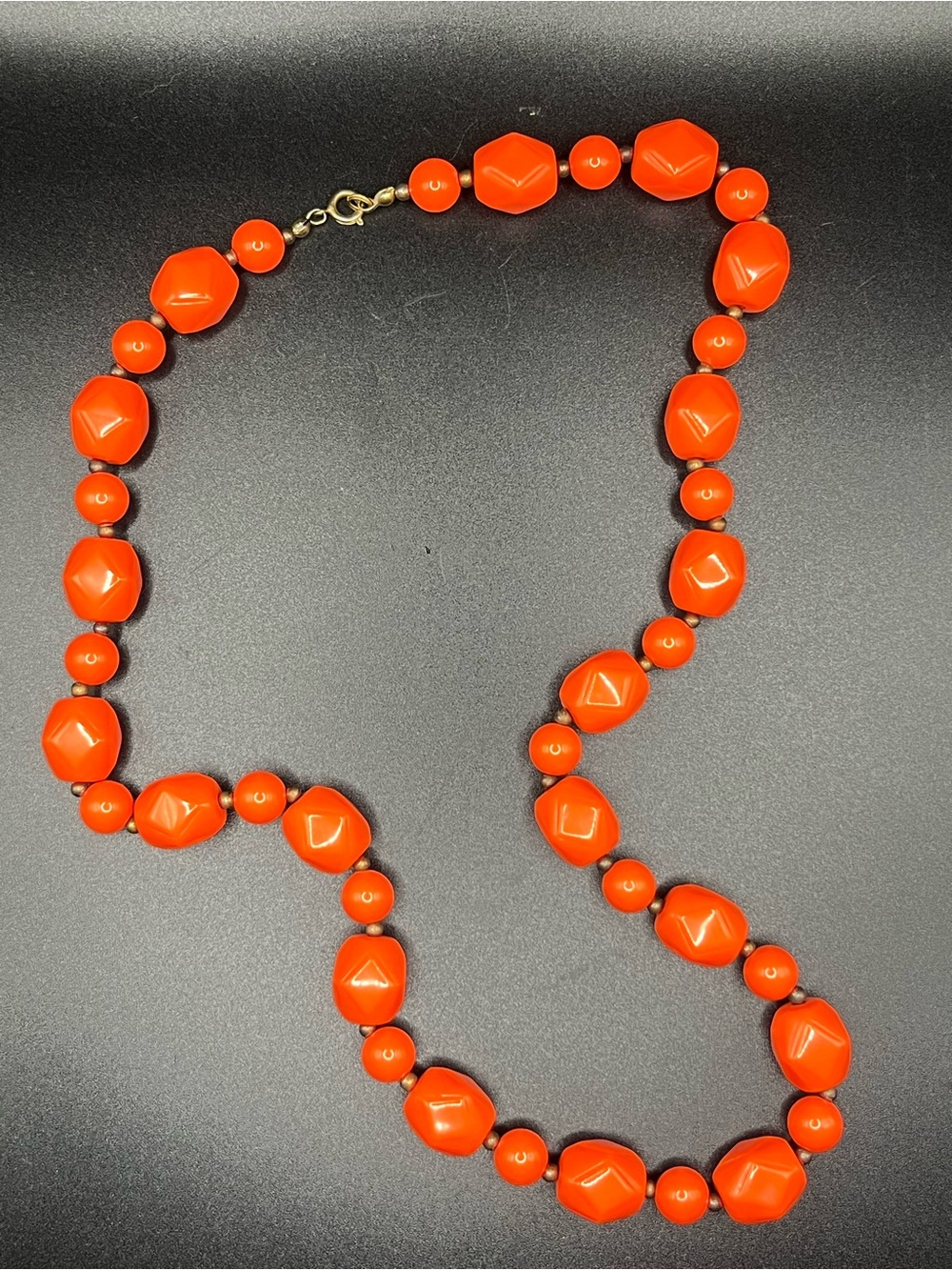 Vtg Chunky Orange Bead Necklace UV reactive 60’s 20”